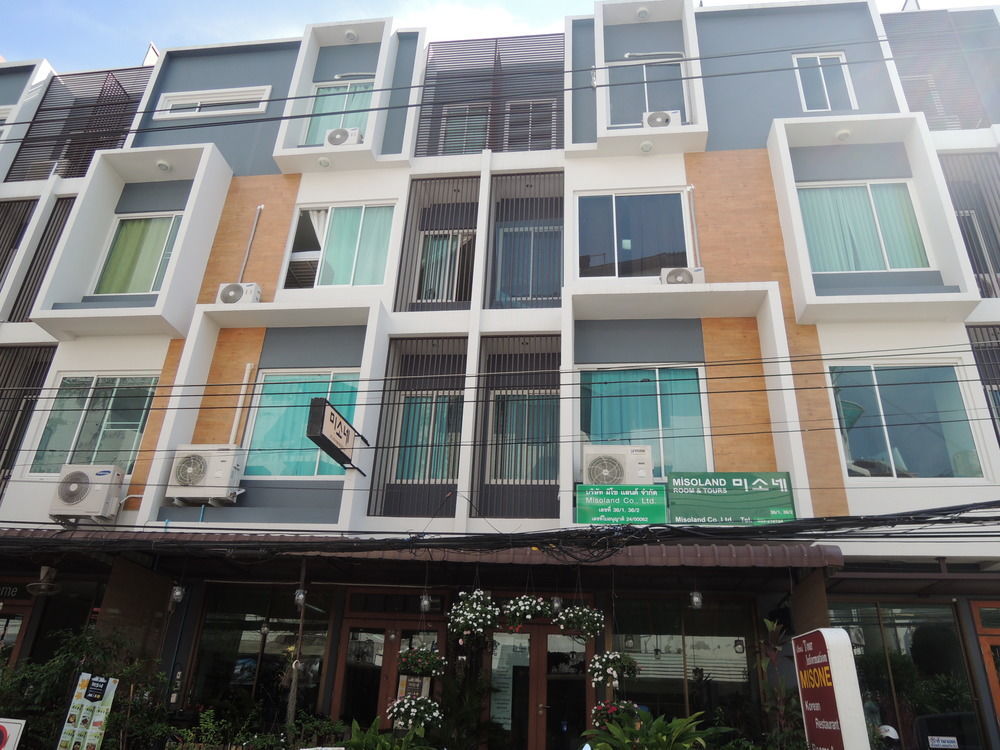 Misone Hotel Chiang Mai Esterno foto